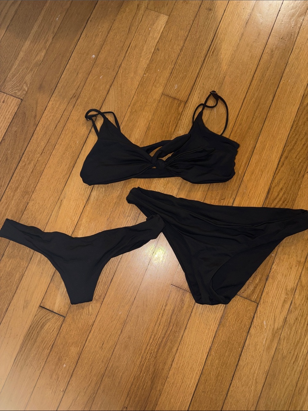 L*space bundle two bikini bottoms and top size small